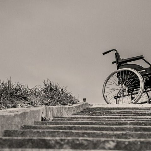 Abandoned wheelchair Image by Pech Frantisek from Pixabay