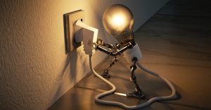 Light bulb plugging itself in