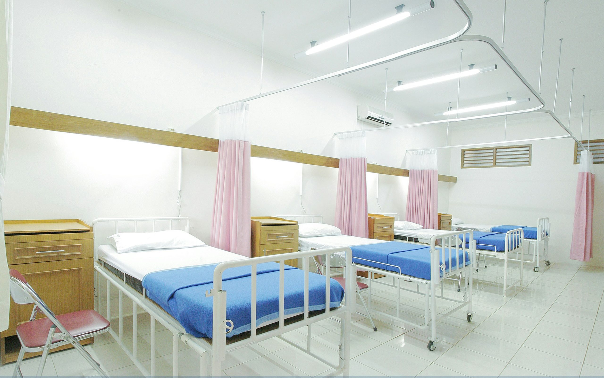 image of hospital beds representing children and consent to medical treatment